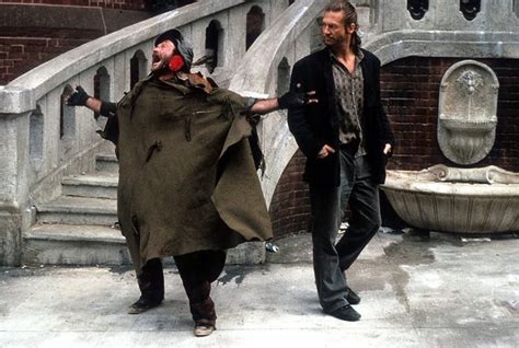  The Fisher King!  En film om förlåtelse och den läkande kraften av kärlek i en surrealistisk Los Angeles.